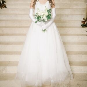 Wedding/ Debutante/ Pageant dress